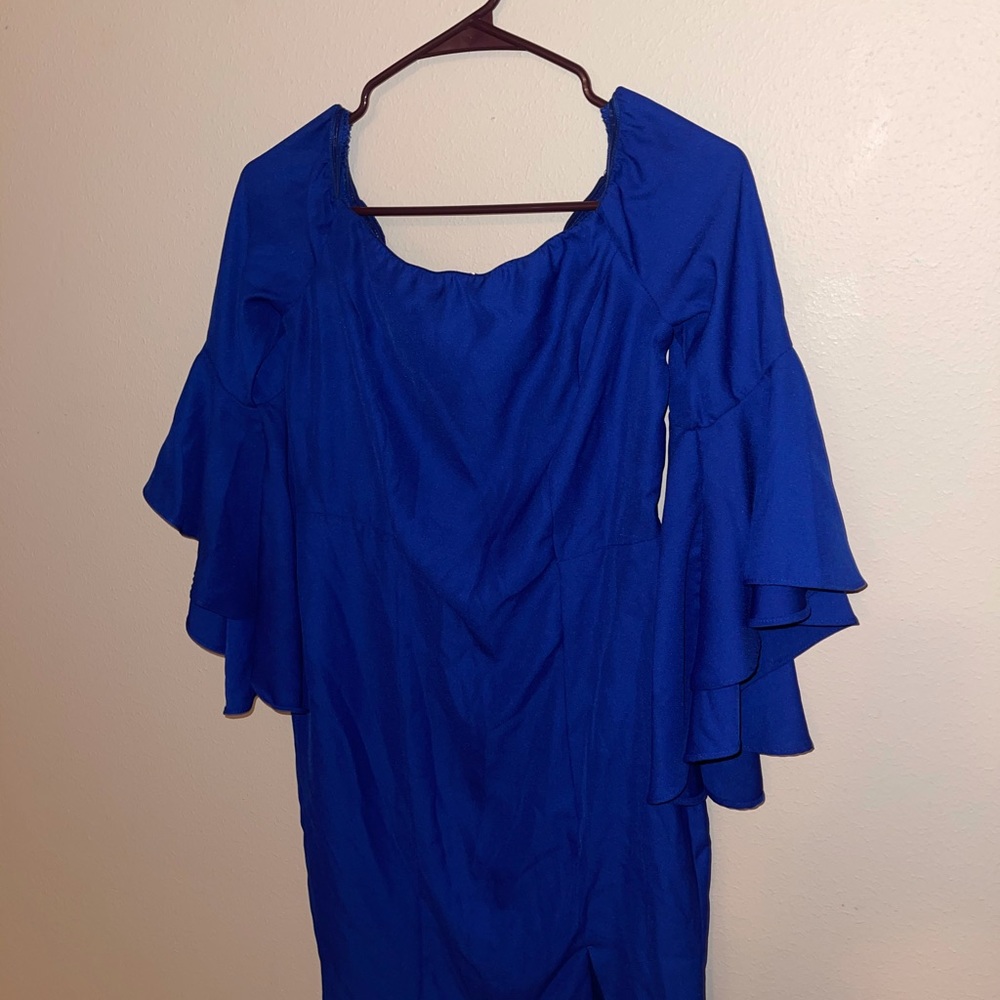 Off the shoulders dress
